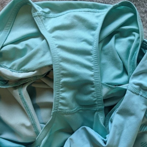 Lululemon Light  blue Polka Dot Speed Shorts Size 4 - Picture 6 of 6